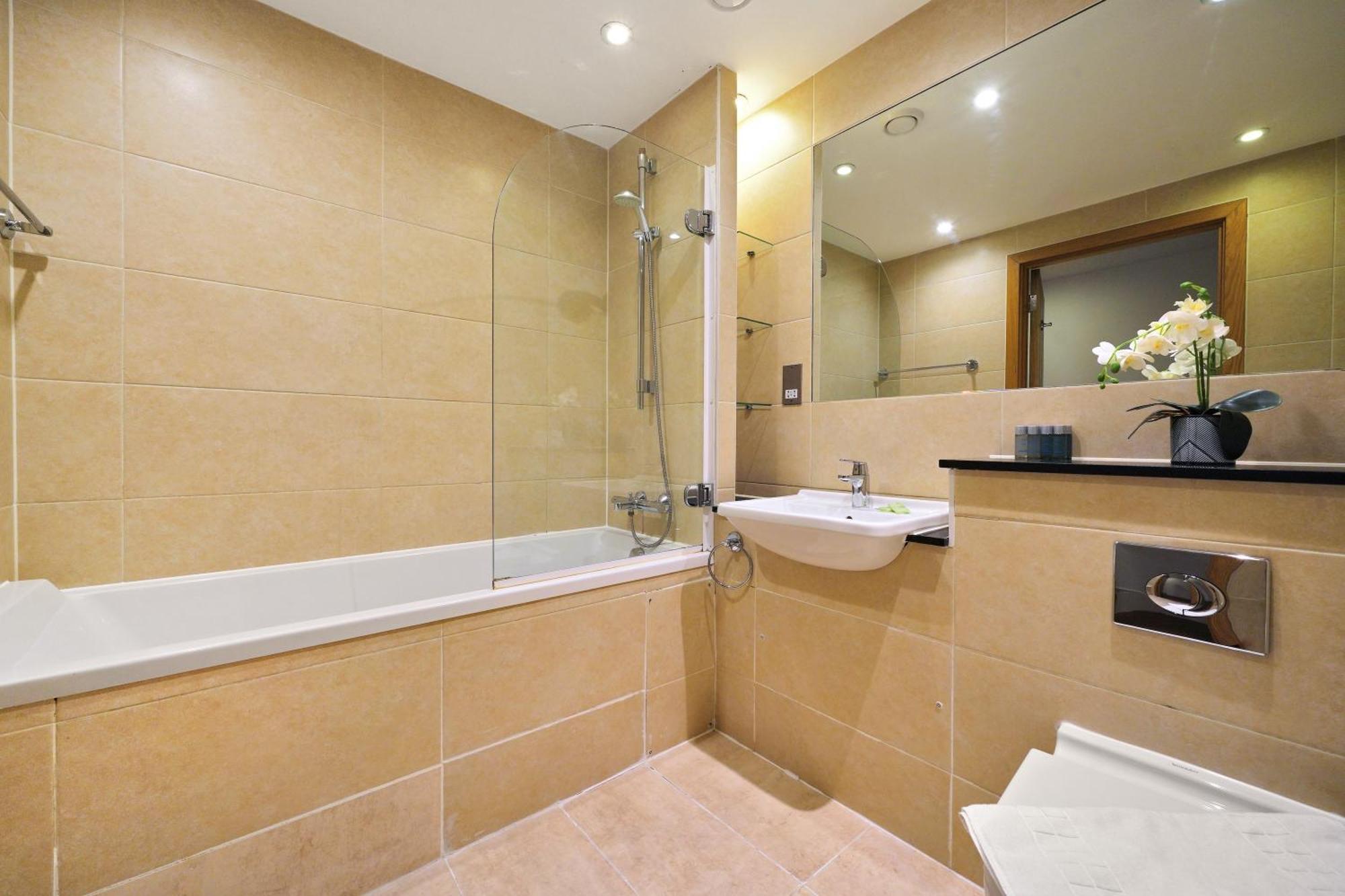 Modern Apartments In Bayswater Central London Free Wifi & Aircon By City Stay Aparts لندن المظهر الخارجي الصورة